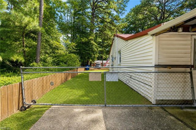 752 Old Oyster Point RD, Newport News, VA 23602