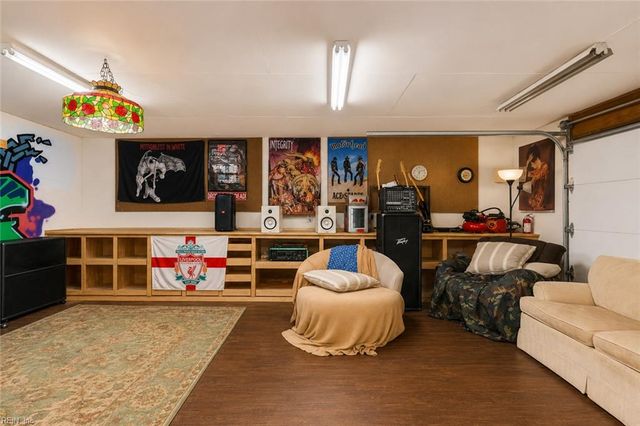 752 Old Oyster Point RD, Newport News, VA 23602