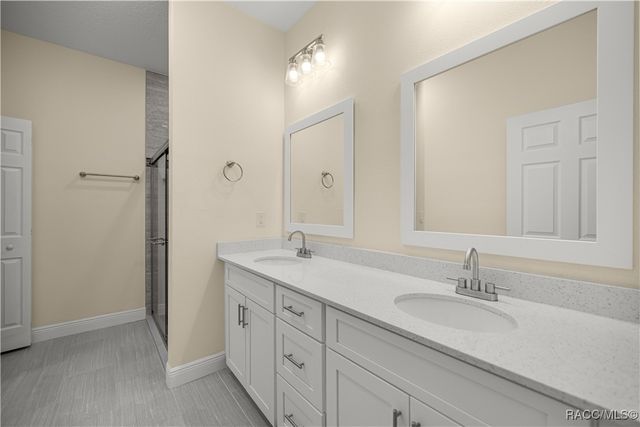 13745 SW 43rd Circle, Ocala, FL 34473