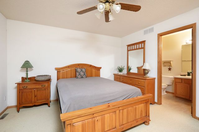 2811 SE 22nd Street 930, Des Moines, IA 50320