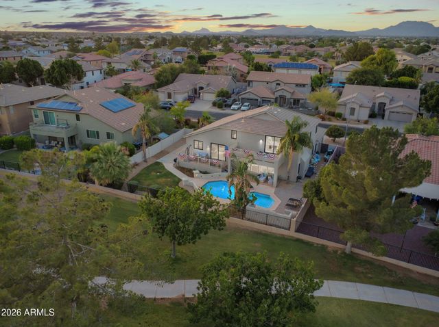 9737 E LOBO Avenue, Mesa, AZ 85209