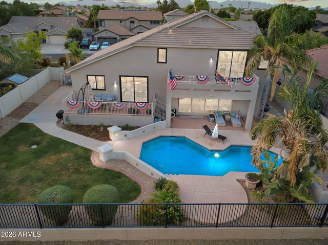 9737 E LOBO Avenue, Mesa, AZ 85209
