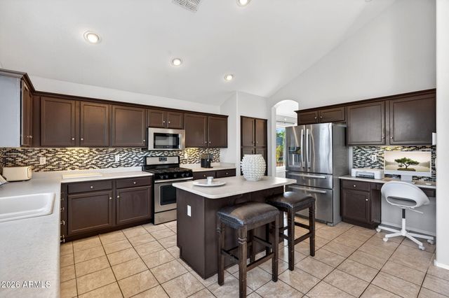 9737 E LOBO Avenue, Mesa, AZ 85209