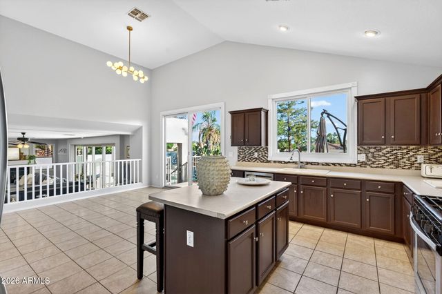 9737 E LOBO Avenue, Mesa, AZ 85209