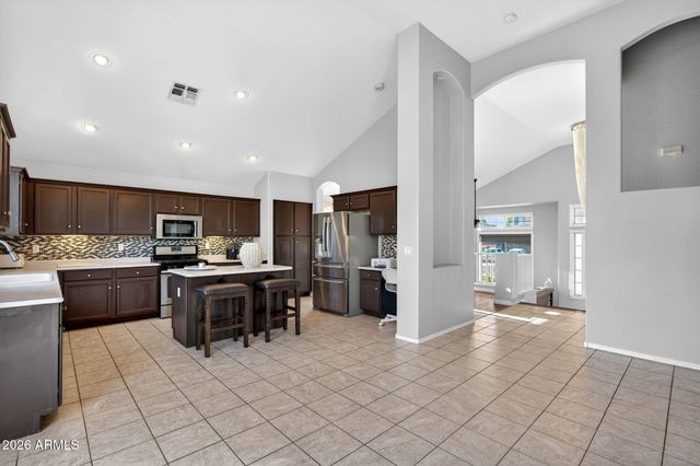 9737 E LOBO Avenue, Mesa, AZ 85209