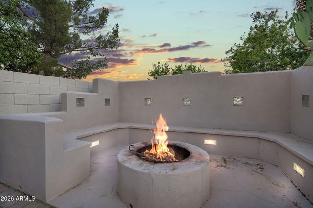9737 E LOBO Avenue, Mesa, AZ 85209