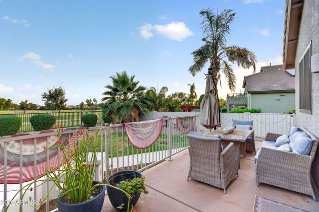 9737 E LOBO Avenue, Mesa, AZ 85209