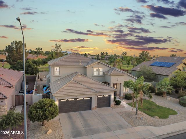 9737 E LOBO Avenue, Mesa, AZ 85209
