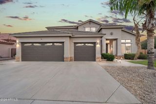 9737 E LOBO Avenue, Mesa, AZ 85209