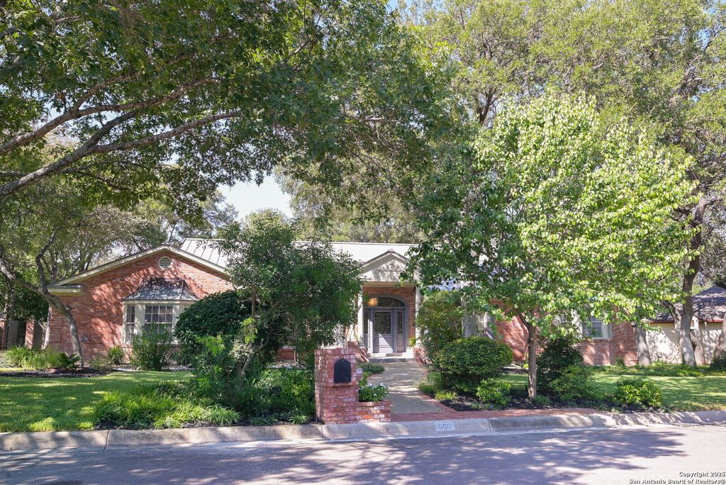 506 Bluffwood, San Antonio, TX 78216