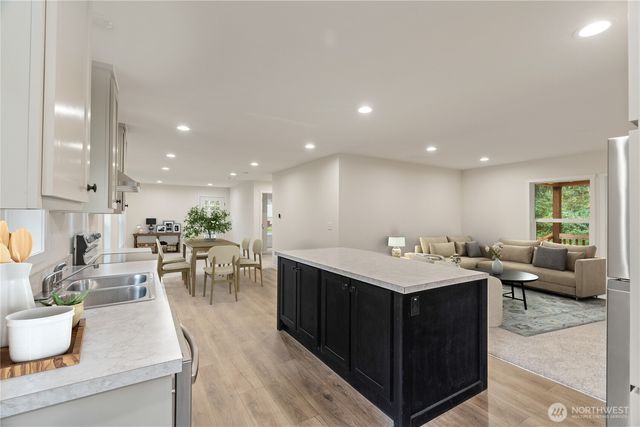 390 Mira Court SE, Ocean Shores, WA 98569