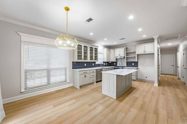 26 Shenandoah Way, Cabot, AR 72023