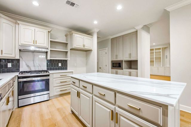 26 Shenandoah Way, Cabot, AR 72023