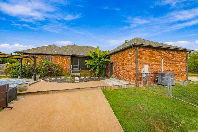 26 Shenandoah Way, Cabot, AR 72023