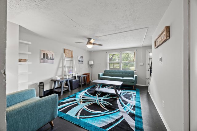 1353 Barnett Road, Columbus, OH 43227