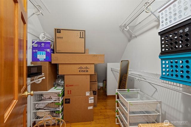 625 E Hazel Avenue, Burlington, WA 98233