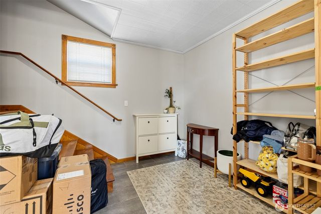 625 E Hazel Avenue, Burlington, WA 98233