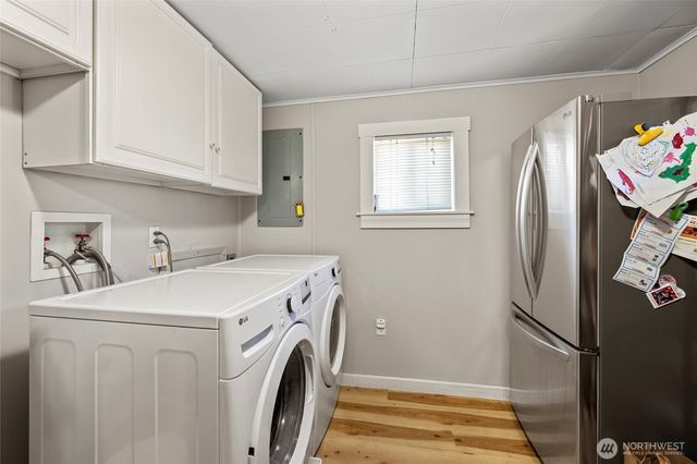 625 E Hazel Avenue, Burlington, WA 98233