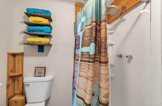 11229 Lake Street, Chippewa Twp, MI 49631