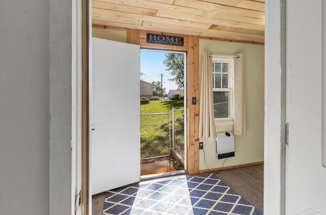 11229 Lake Street, Chippewa Twp, MI 49631