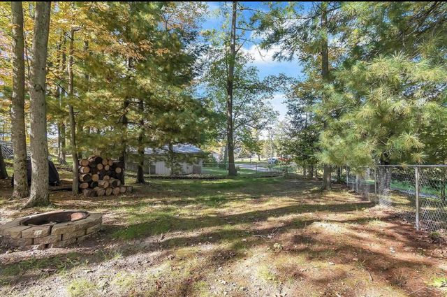 11229 Lake Street, Chippewa Twp, MI 49631