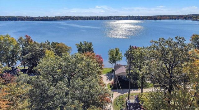 11229 Lake Street, Chippewa Twp, MI 49631