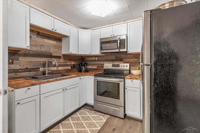 11229 Lake Street, Chippewa Twp, MI 49631