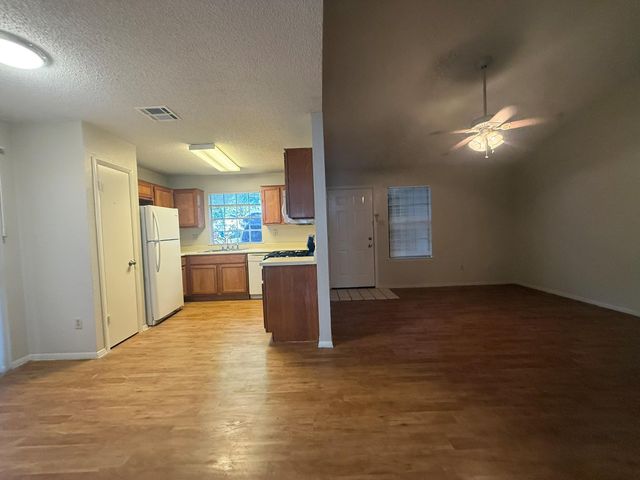 12214 Tyson CV B, Austin, TX 78758
