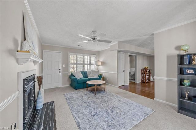 155 Sandpiper ST, Newport News, VA 23602