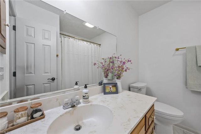 155 Sandpiper ST, Newport News, VA 23602