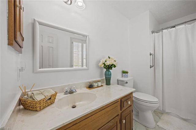 155 Sandpiper ST, Newport News, VA 23602