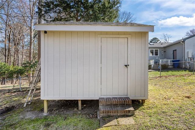 155 Sandpiper ST, Newport News, VA 23602