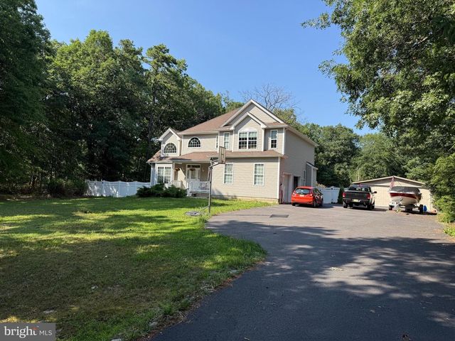 35 LACEY RD, Whiting, NJ 08759
