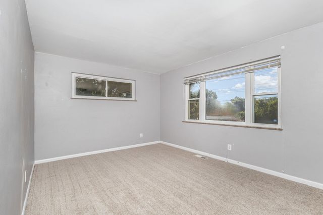 56 Grand Avenue, Florence, KY 41042