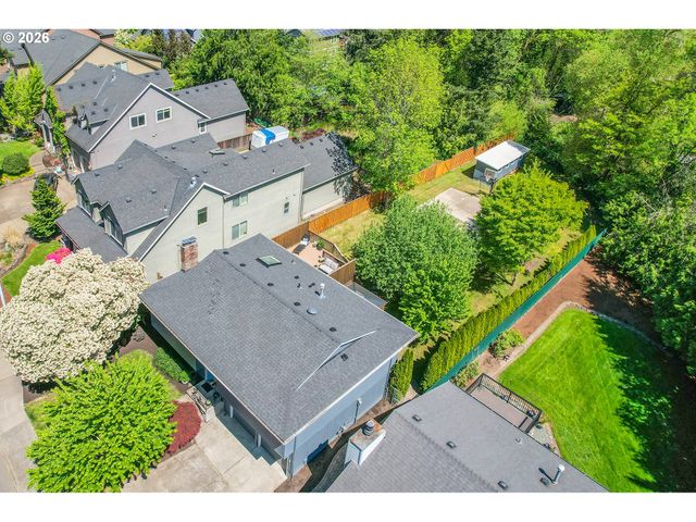 8370 Sw 74TH Ave, Portland, OR 97223