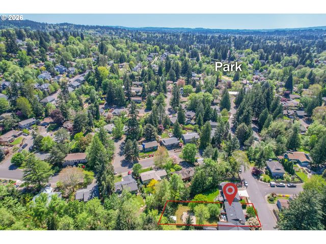 8370 Sw 74TH Ave, Portland, OR 97223