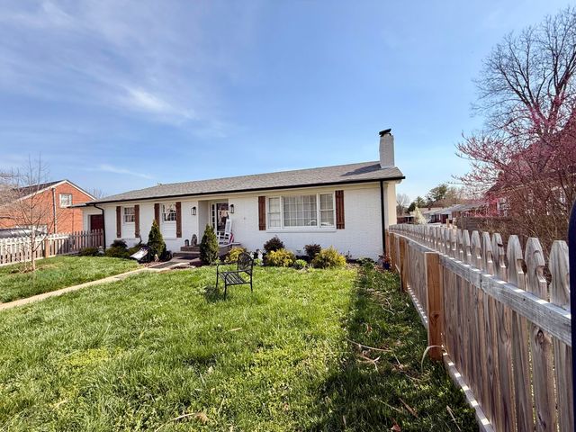 402 Clements Avenue, Somerset, KY 42501