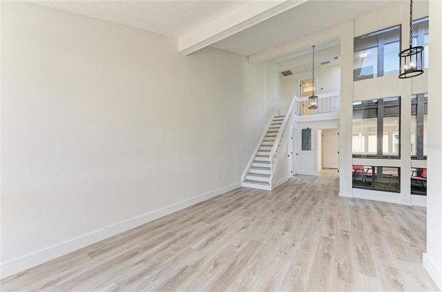 800 S BLVD OF THE PRESIDENTS 9, Sarasota, FL 34236