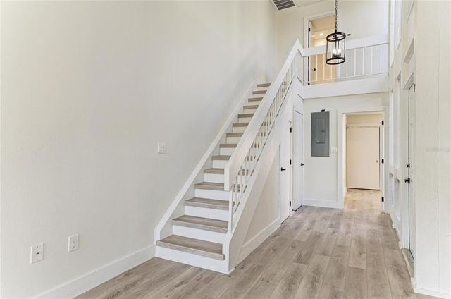 800 S BLVD OF THE PRESIDENTS 9, Sarasota, FL 34236