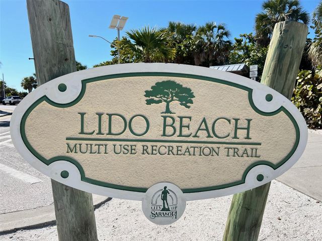 800 S BLVD OF THE PRESIDENTS 9, Sarasota, FL 34236