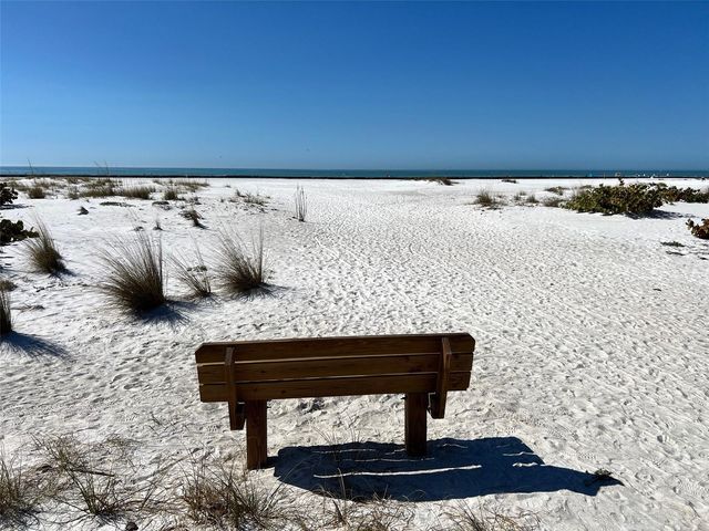 800 S BLVD OF THE PRESIDENTS 9, Sarasota, FL 34236