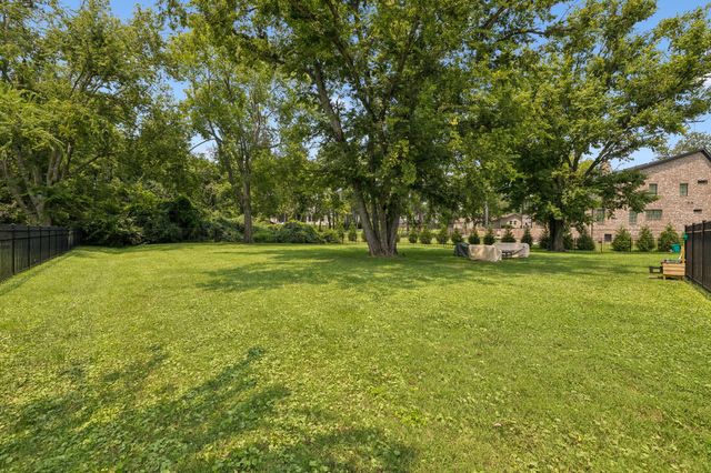 1507 Puryear Pl, Brentwood, TN 37027