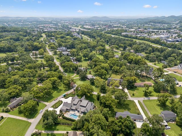 1507 Puryear Pl, Brentwood, TN 37027