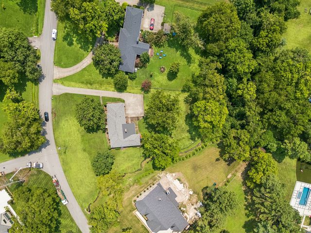 1507 Puryear Pl, Brentwood, TN 37027