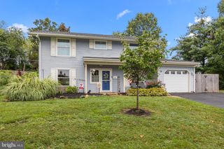 55 TERRACE RD, Levittown, PA 19056
