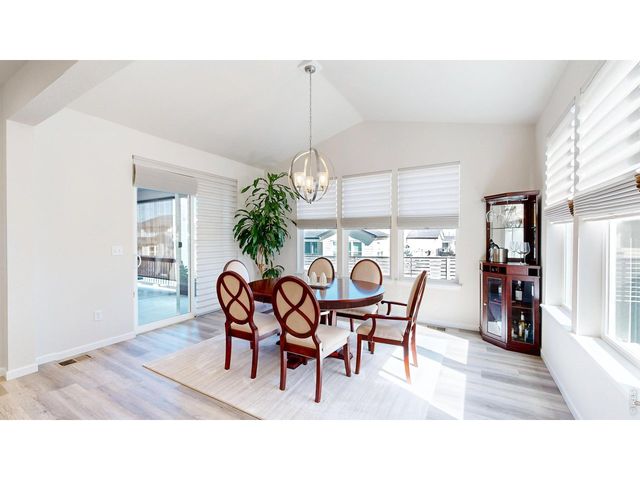 6465 Union Creek Dr, Loveland, CO 80538