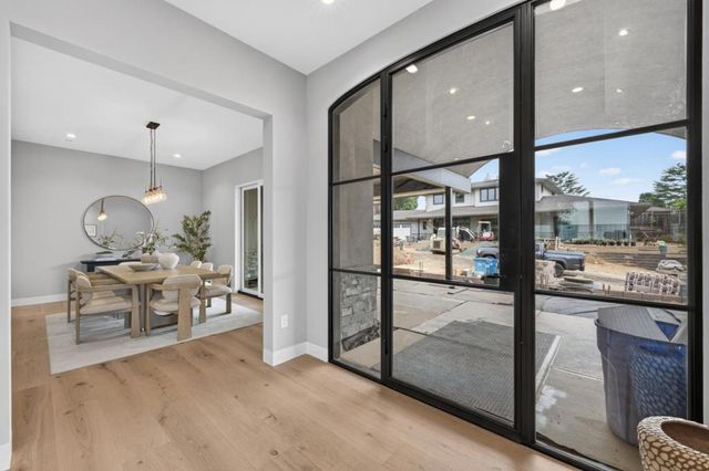 110 Sporleder Court, Los Gatos, CA 95032