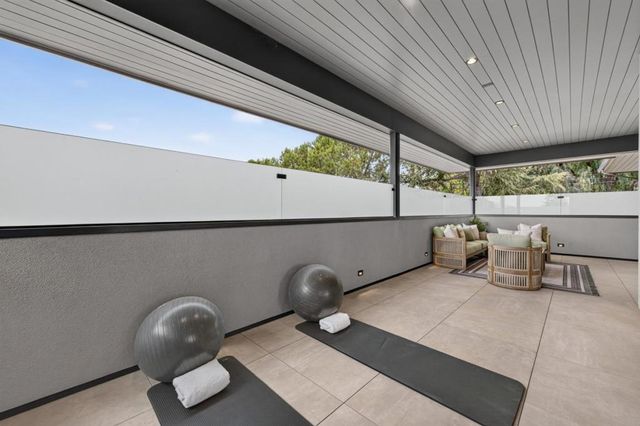 110 Sporleder Court, Los Gatos, CA 95032