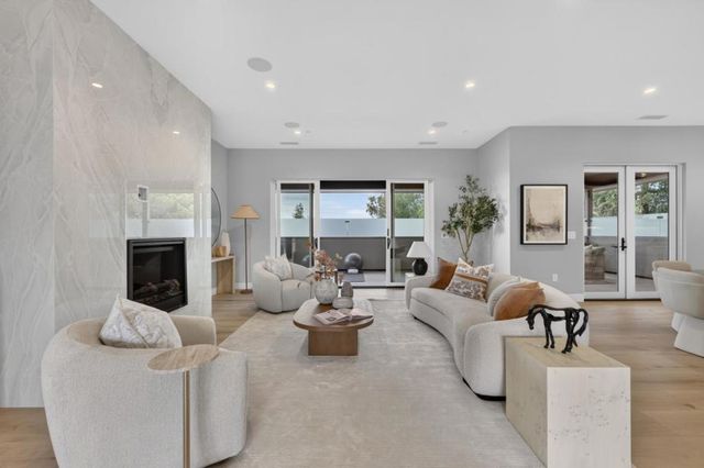110 Sporleder Court, Los Gatos, CA 95032