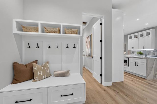 110 Sporleder Court, Los Gatos, CA 95032